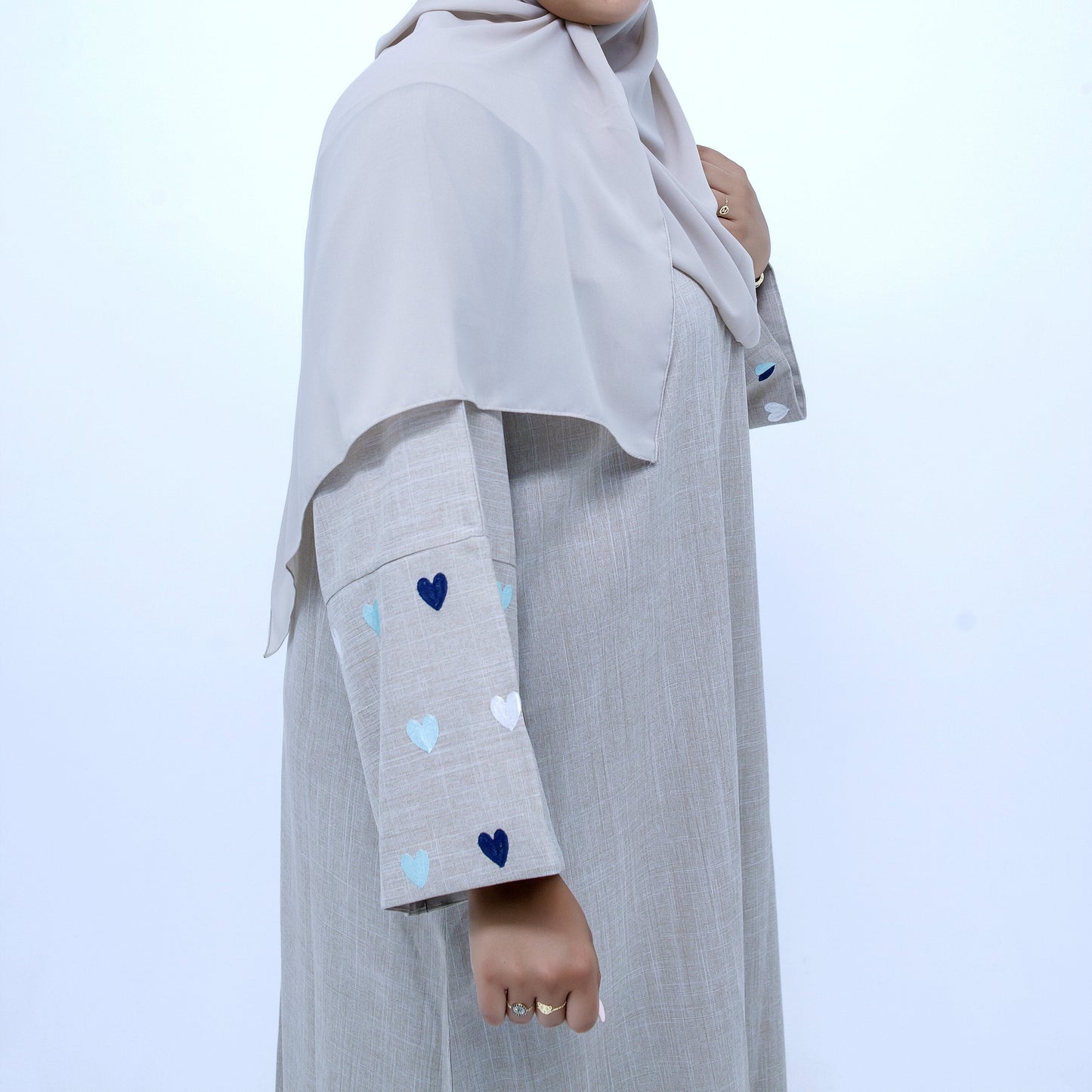 Linen-Pattern-Sleeve-Abaya